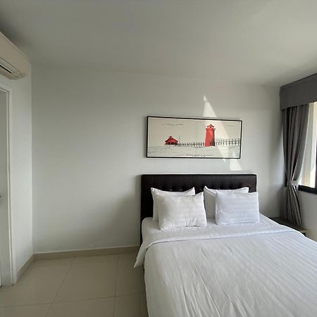 Hotel The Bridge Club à Phnom Penh Extérieur photo