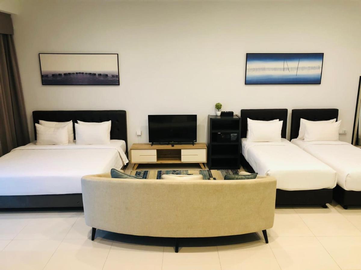 Hotel The Bridge Club à Phnom Penh Extérieur photo