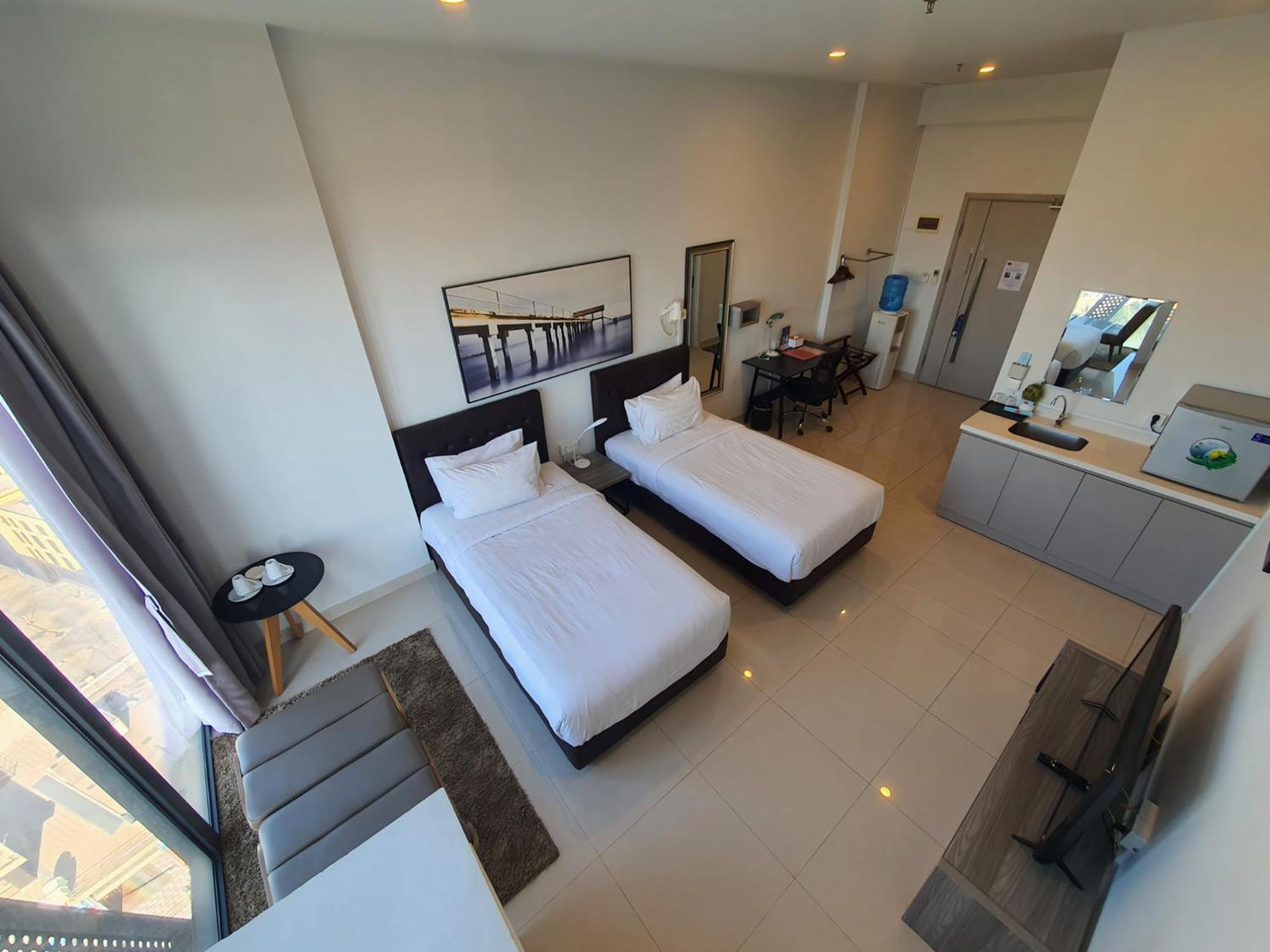 Hotel The Bridge Club à Phnom Penh Extérieur photo